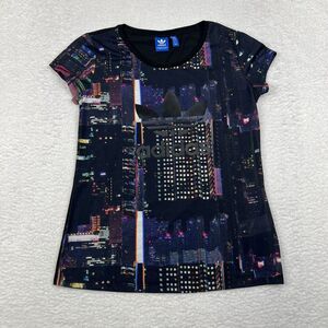 Vintage Adidas Shirt Womens Medium Short Sleeve Tee‎ City Lights Big Logo Active